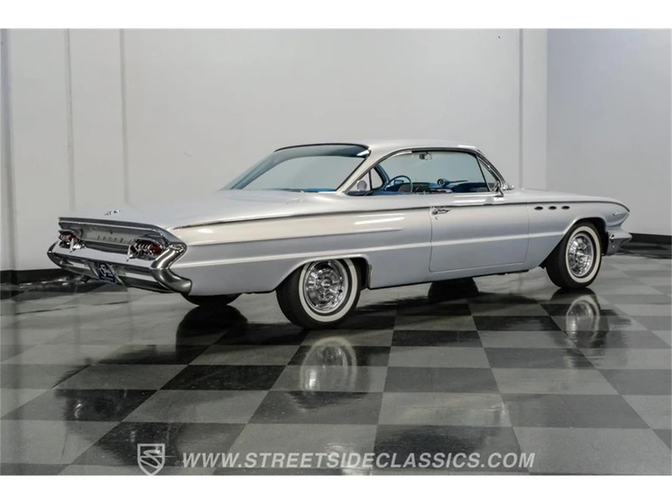 1961 Buick LeSabre - Image 12 of 31