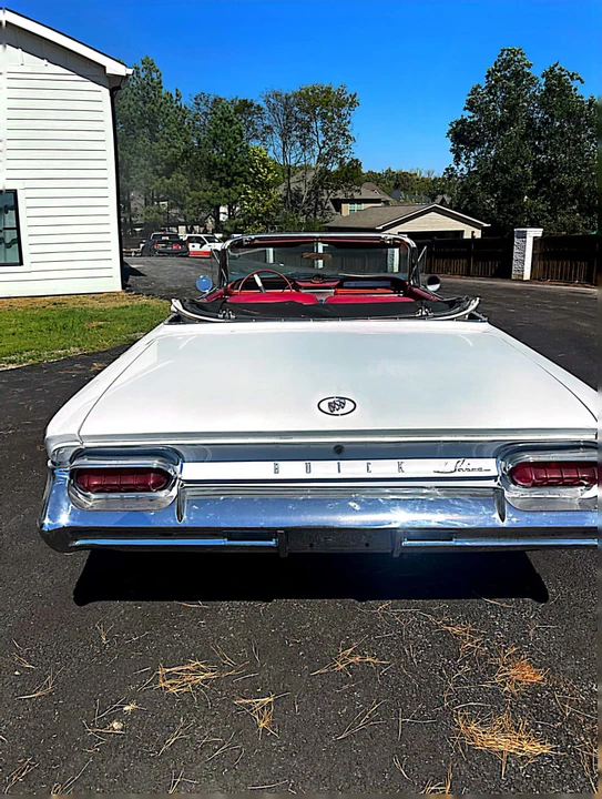 1961 Buick LeSabre - Image 8 of 15