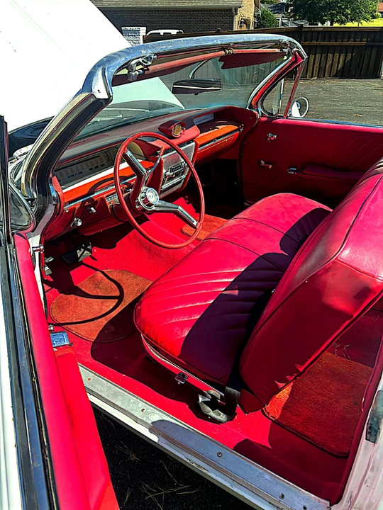 1961 Buick LeSabre - Image 11 of 15