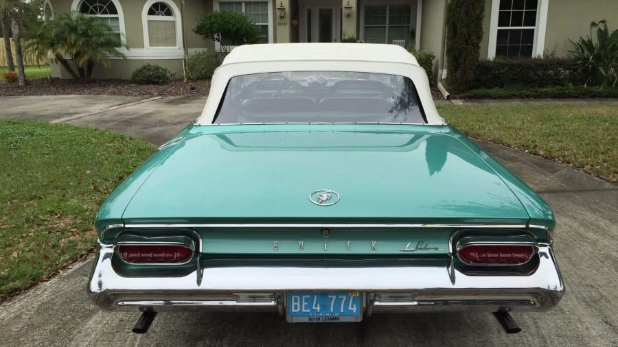 1961 Buick LeSabre - Image 10 of 12