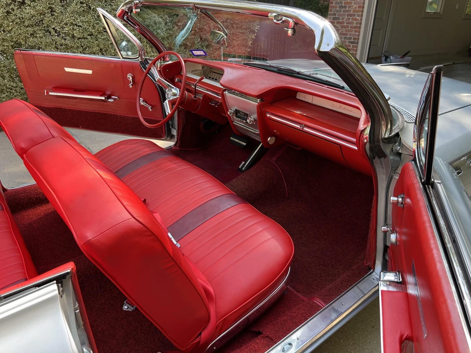 1961 Buick LeSabre - Image 16 of 31