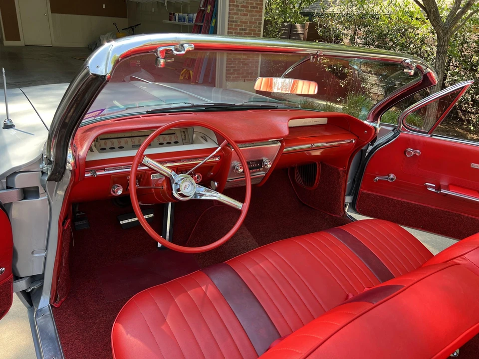1961 Buick LeSabre - Image 12 of 31
