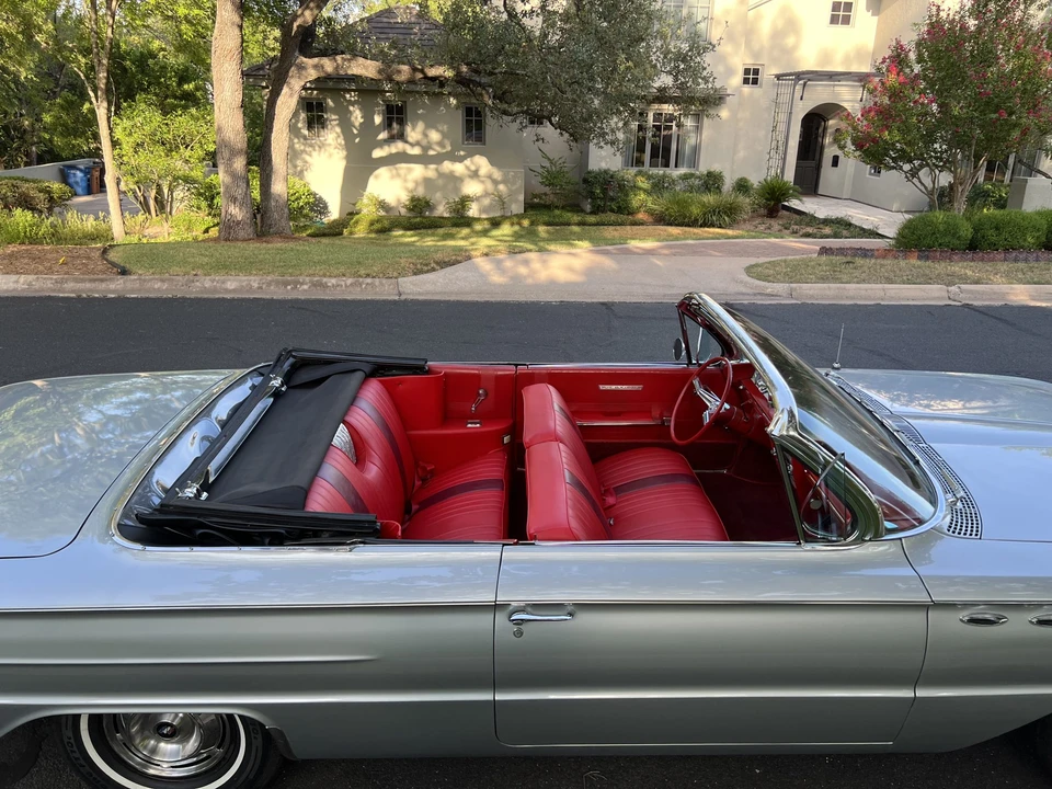 1961 Buick LeSabre - Image 27 of 31