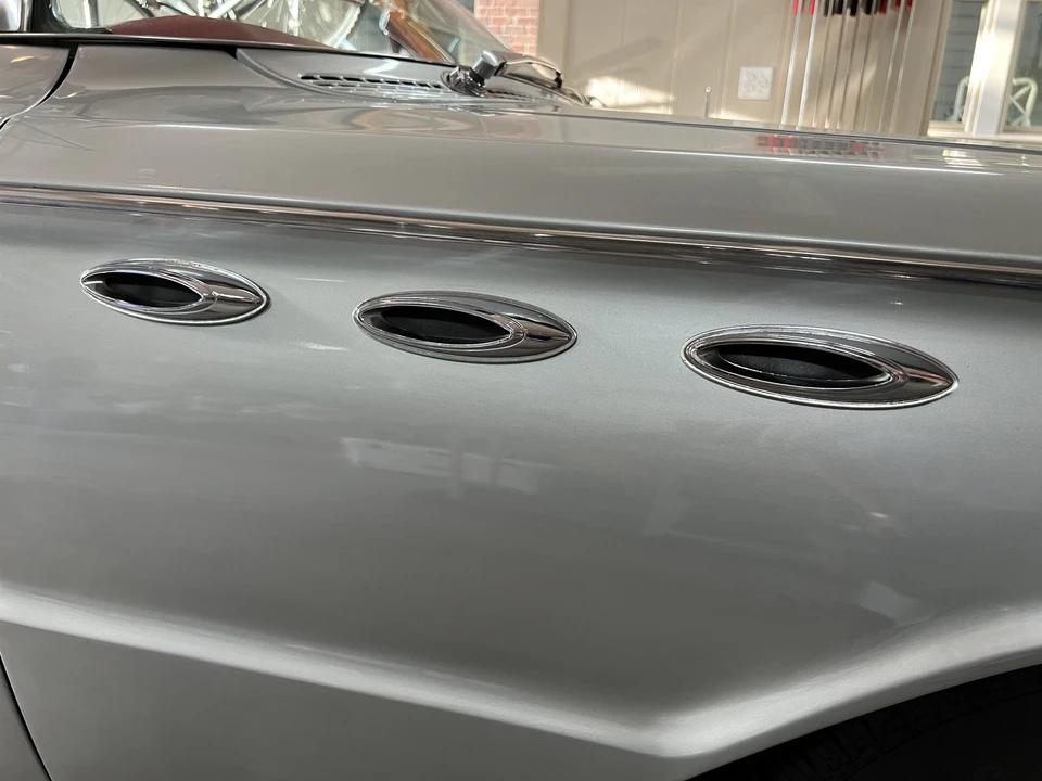 1961 Buick LeSabre - Image 29 of 31