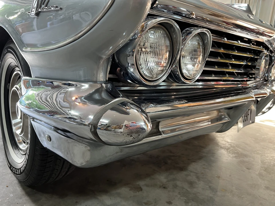1961 Buick LeSabre - Image 28 of 31