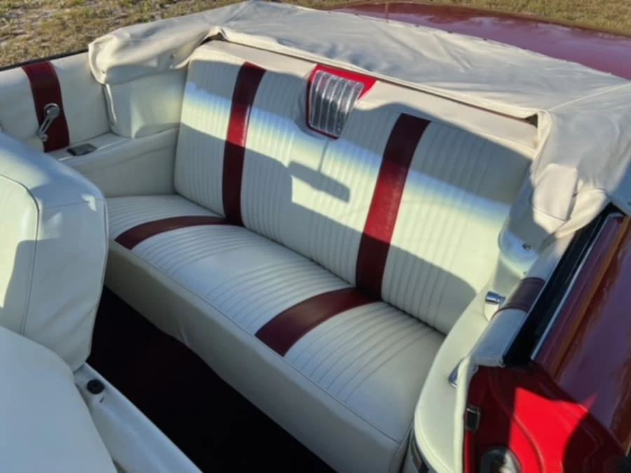 1961 Buick LeSabre - Image 11 of 18