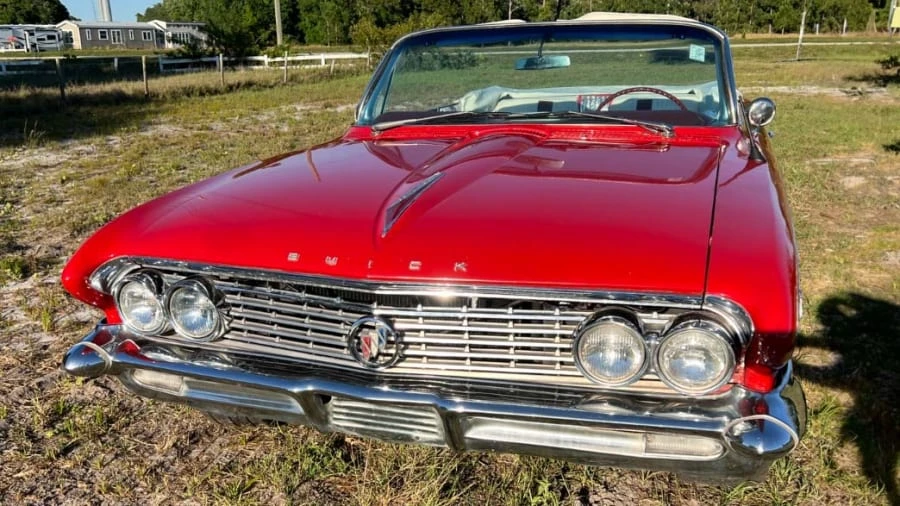 1961 Buick LeSabre - Image 4 of 18