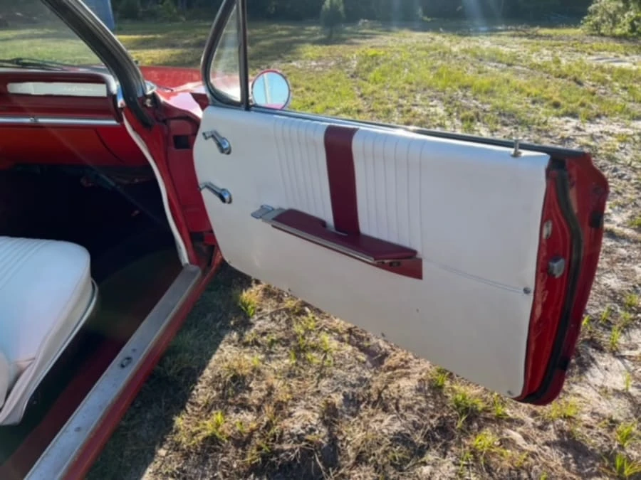 1961 Buick LeSabre - Image 10 of 18