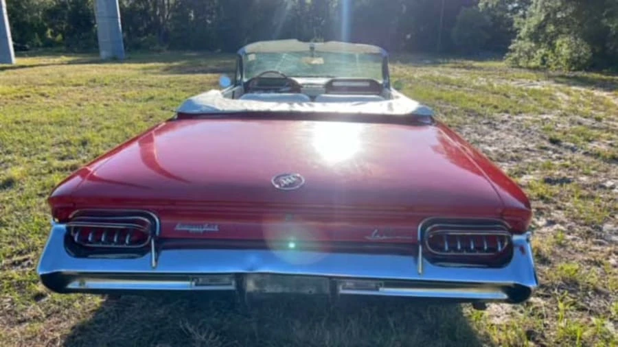 1961 Buick LeSabre - Image 5 of 18