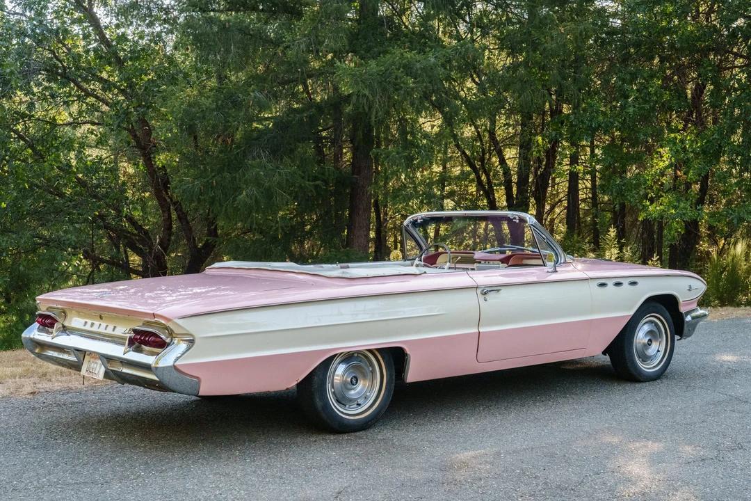 1961 Buick LeSabre - Image 9 of 31