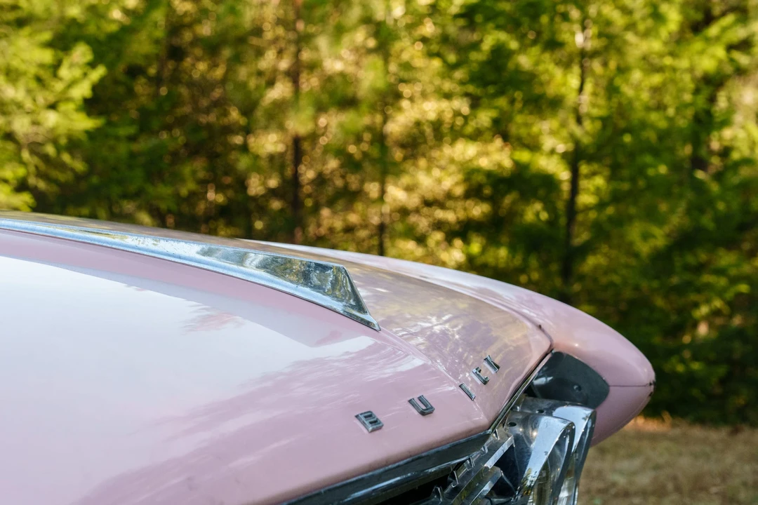 1961 Buick LeSabre - Image 22 of 31