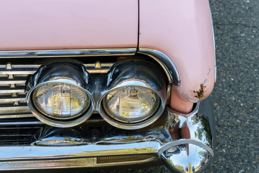 1961 Buick LeSabre - Image 21 of 31