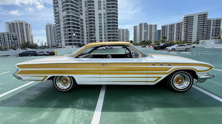 1961 Buick LeSabre - Image 2 of 31