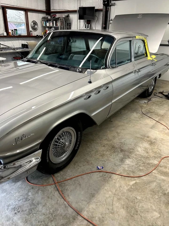 1961 Buick LeSabre - Image 6 of 7