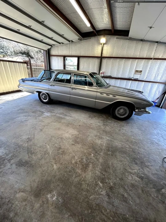 1961 Buick LeSabre - Image 7 of 7