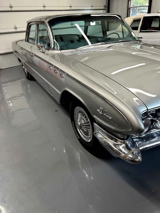 1961 Buick LeSabre - Image 4 of 7