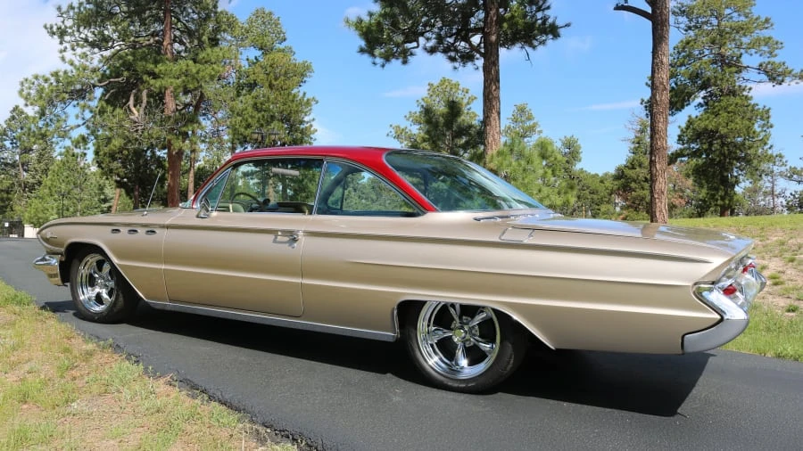 1961 Buick LeSabre - Image 3 of 24