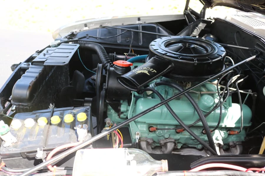 1961 Buick LeSabre - Image 23 of 24
