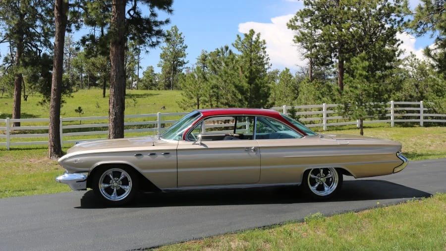 1961 Buick LeSabre - Image 14 of 24