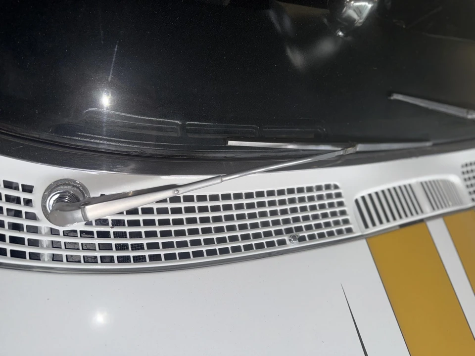 1961 Buick LeSabre - Image 22 of 31