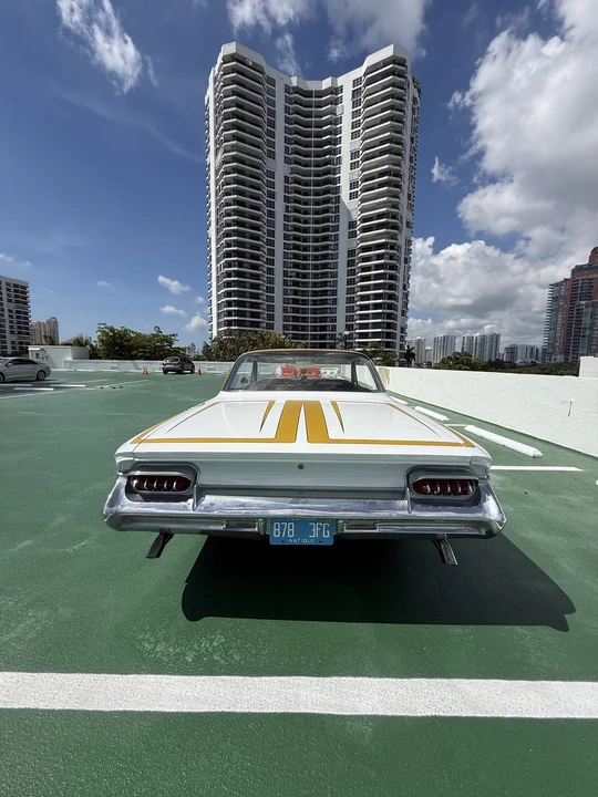 1961 Buick LeSabre - Image 6 of 31