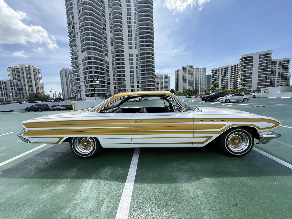 1961 Buick LeSabre - Image 9 of 31