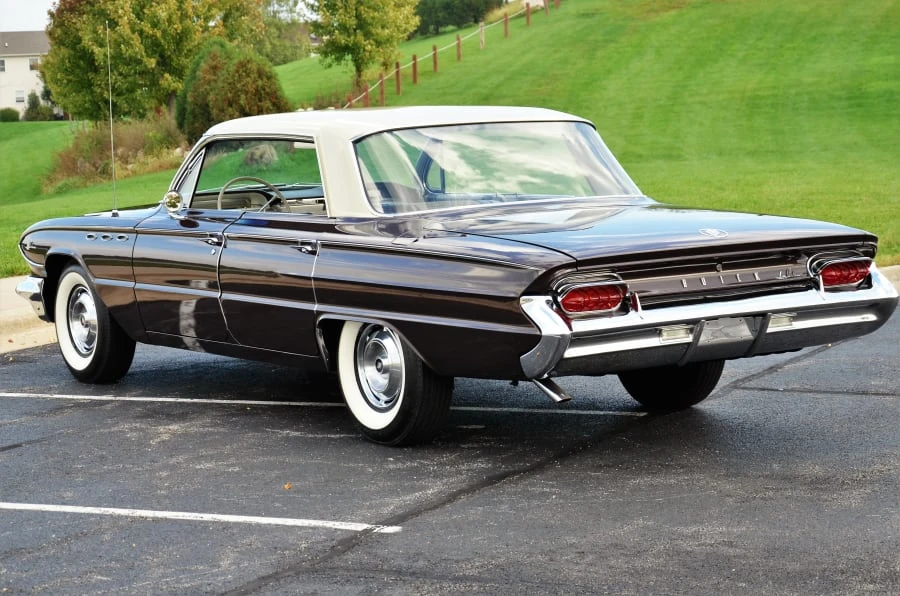 1961 Buick LeSabre - Image 3 of 12