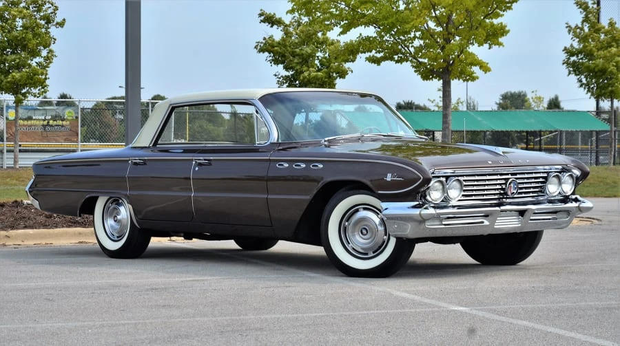 1961 Buick LeSabre - Image 9 of 9