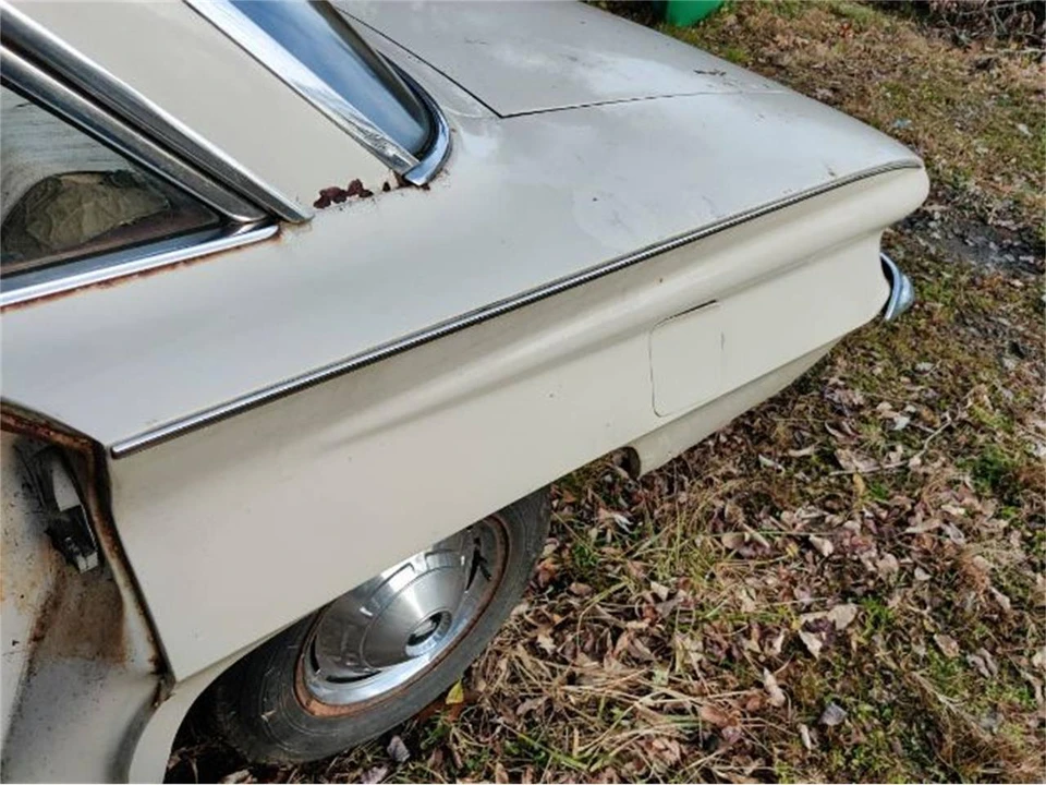 1961 Buick LeSabre - Image 16 of 21