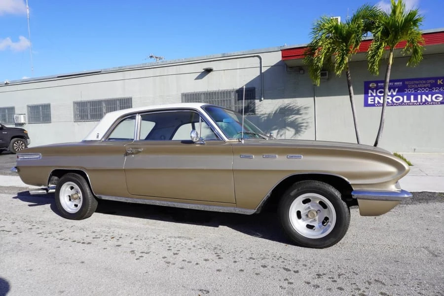 1961 Buick Skylark 1st-2nd Gen - Image 21 of 31