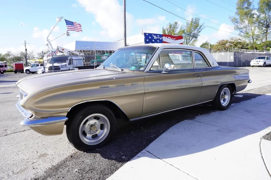 1961 Buick Skylark 1st-2nd Gen - Image 19 of 31