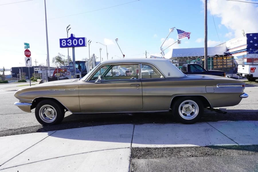 1961 Buick Skylark 1st-2nd Gen - Image 25 of 31