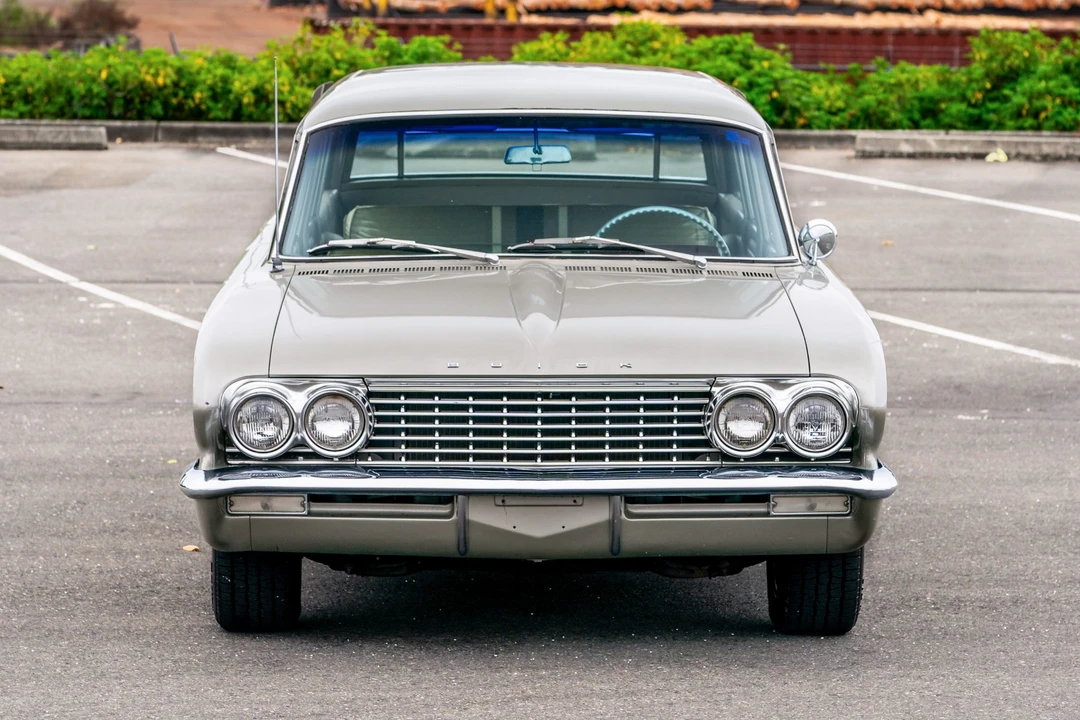1961 Buick Special - Image 4 of 31