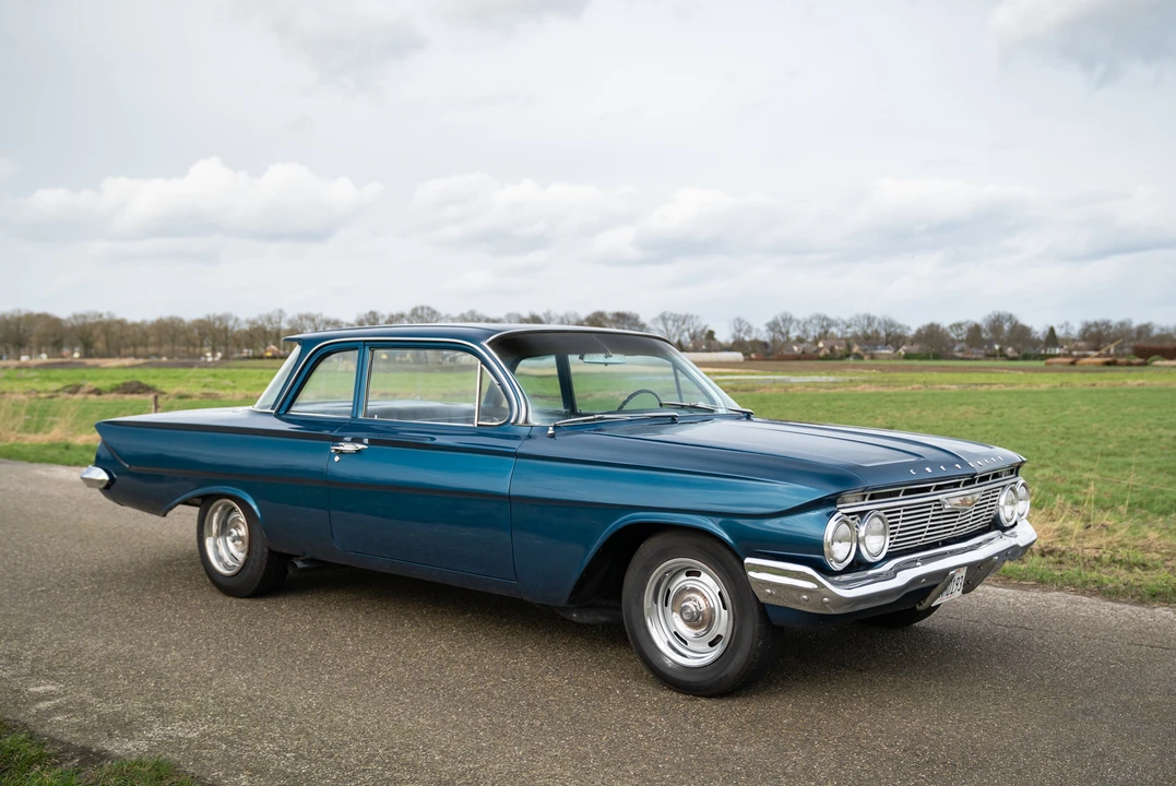1961 Chevrolet Biscayne - Image 4 of 31