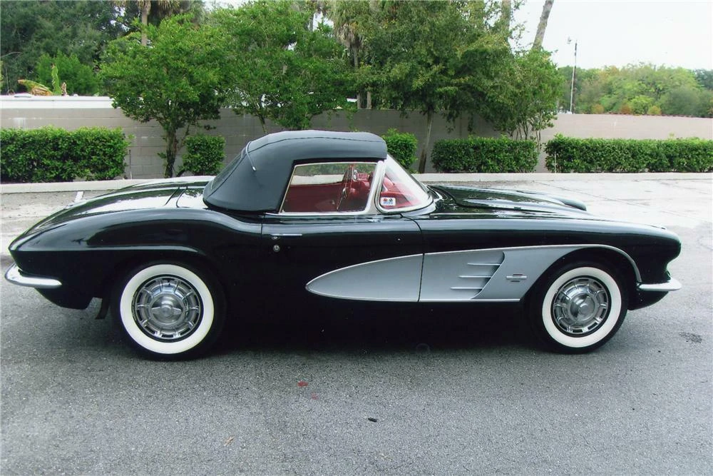 1961 Chevrolet Corvette C1 - Image 2 of 3