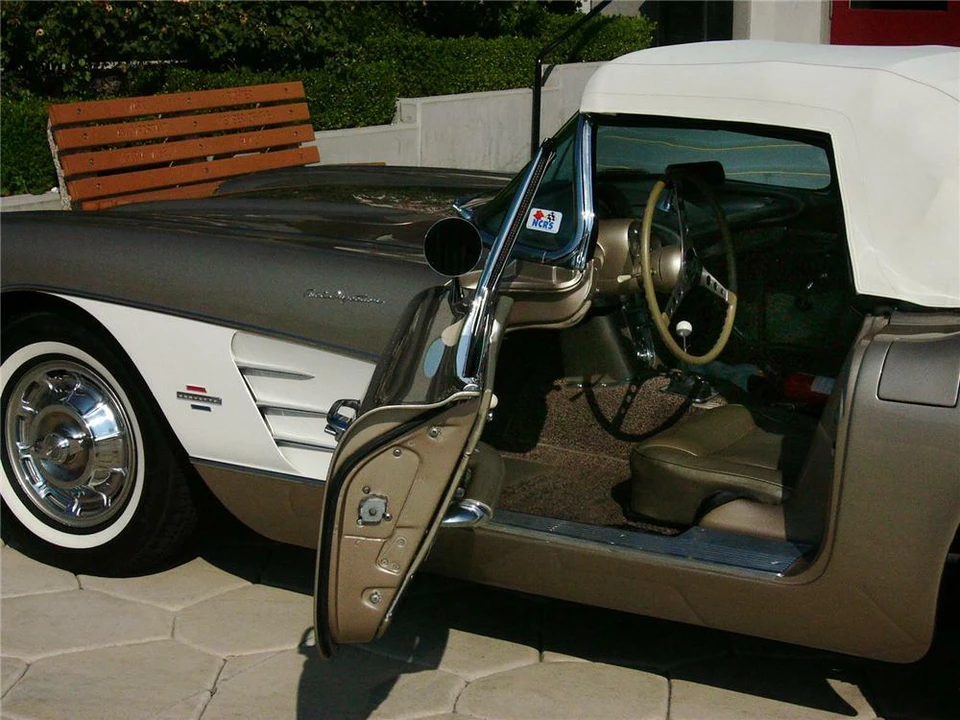 1961 Chevrolet Corvette C1 - Image 4 of 5