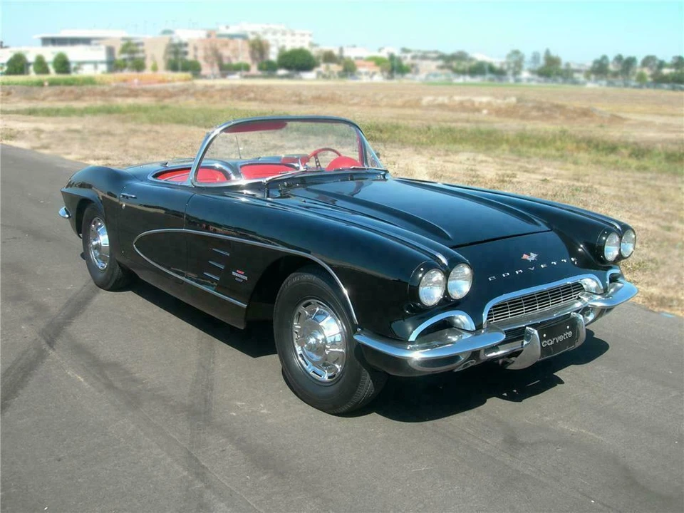 1961 Chevrolet Corvette C1 - Image 2 of 5