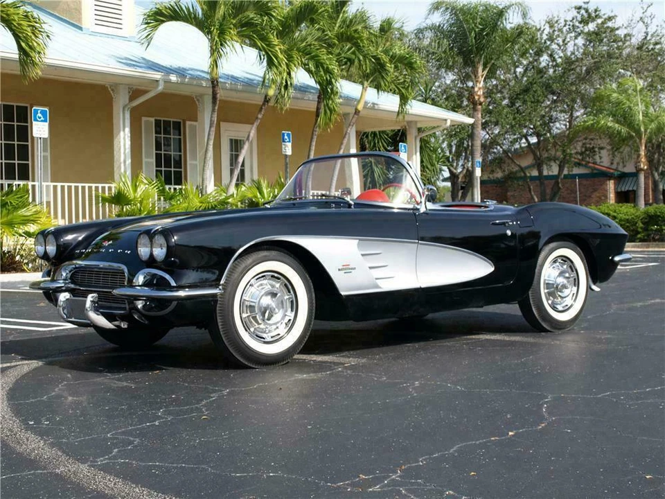 1961 Chevrolet Corvette C1 - Image 2 of 5