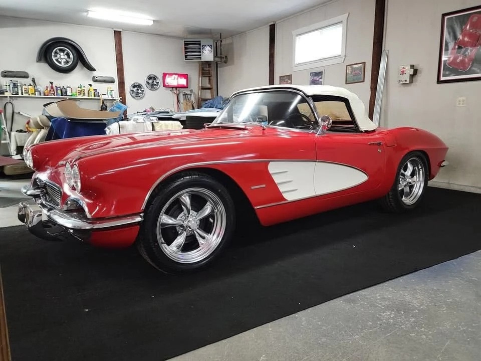 1961 Chevrolet Corvette C1 - Image 12 of 12