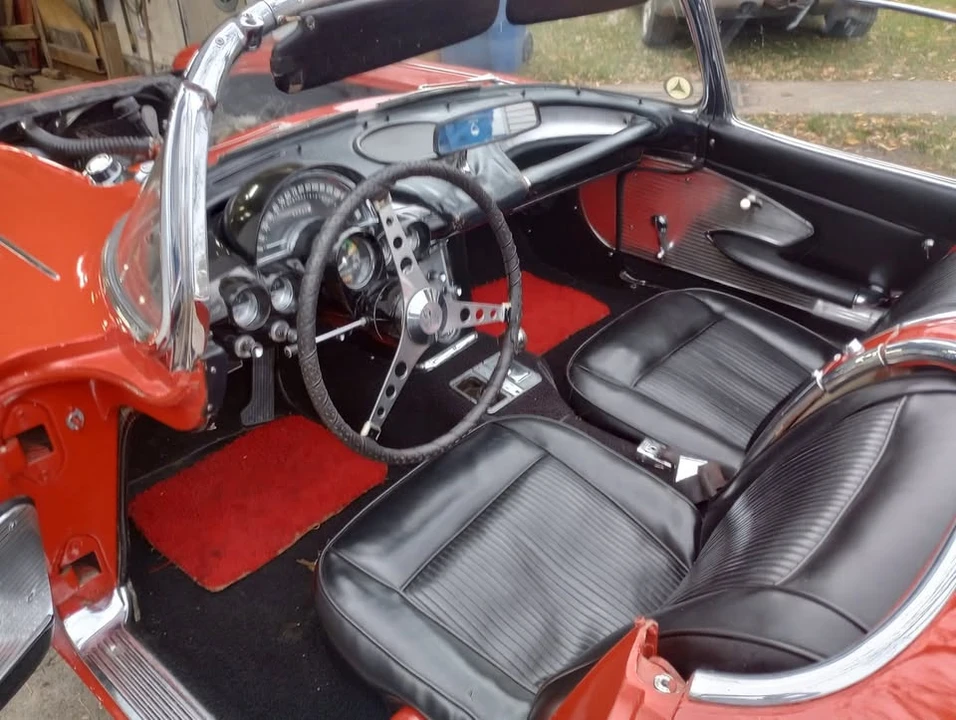 1961 Chevrolet Corvette C1 - Image 8 of 12