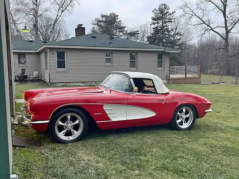 1961 Chevrolet Corvette Convertible