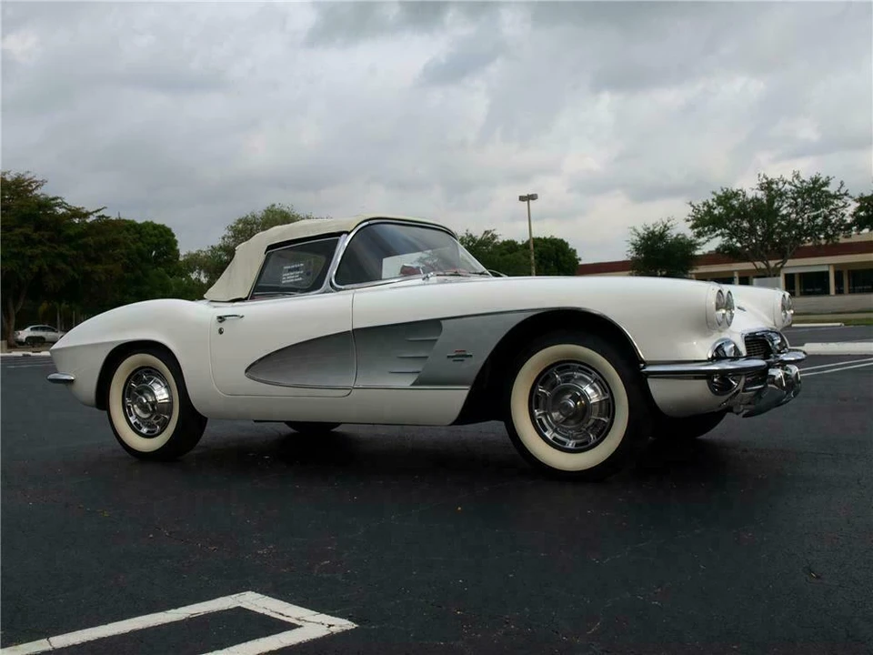 1961 Chevrolet Corvette C1 - Image 2 of 4