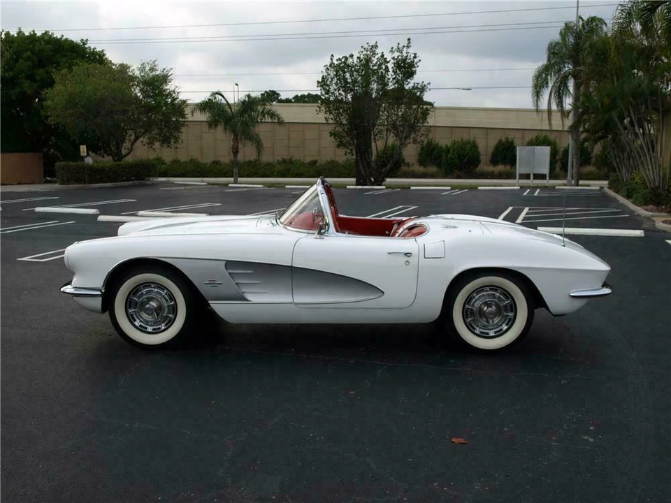 1961 Chevrolet Corvette C1 - Image 4 of 4