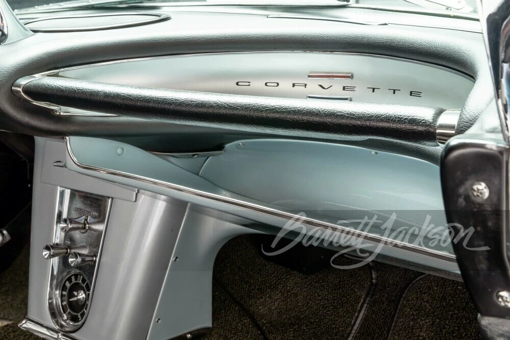 1961 Chevrolet Corvette C1 - Image 9 of 27