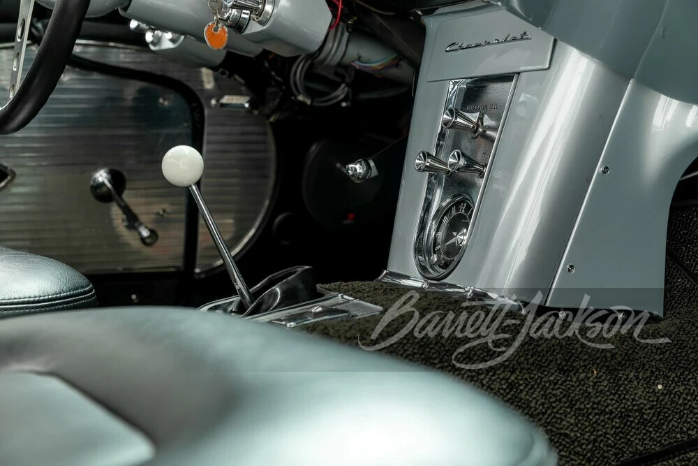 1961 Chevrolet Corvette C1 - Image 13 of 27