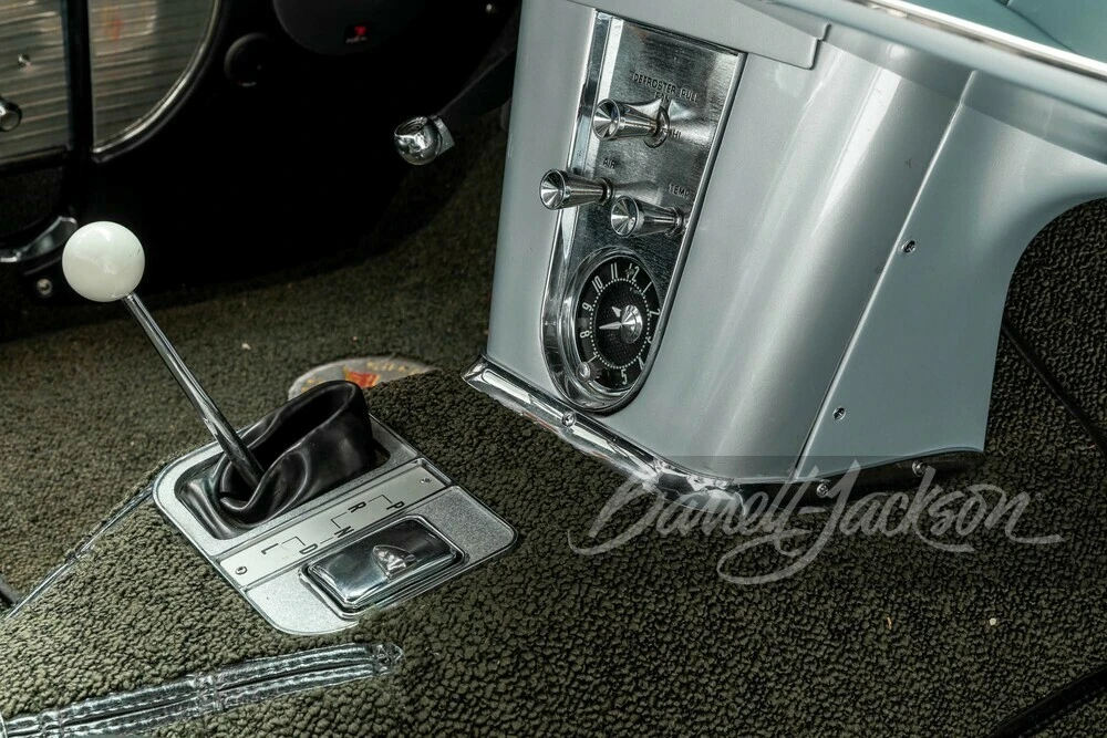1961 Chevrolet Corvette C1 - Image 24 of 27