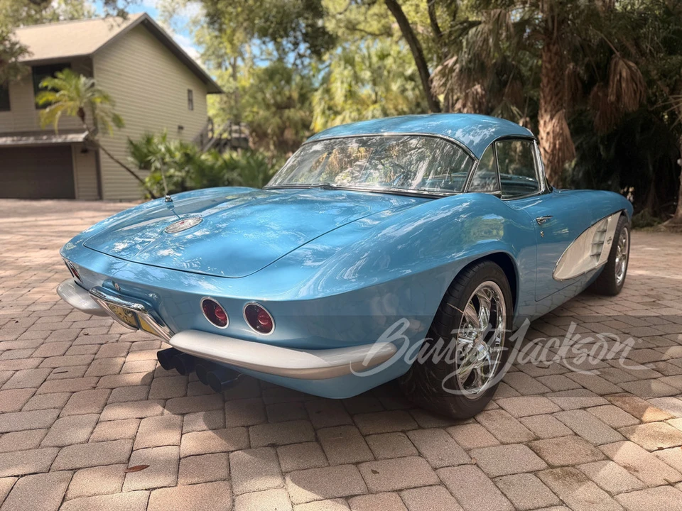 1961 Chevrolet Corvette C1 - Image 13 of 31