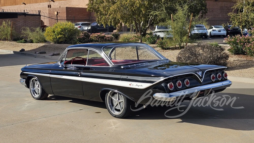 1961 Chevrolet Impala 3rd Gen - Image 17 of 18
