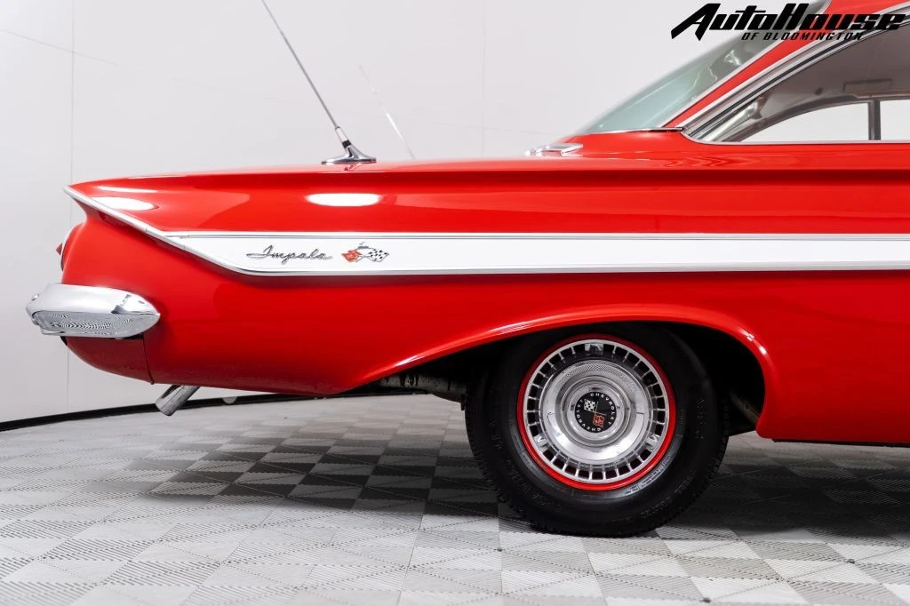 1961 Chevrolet Impala 3rd Gen - Image 12 of 21