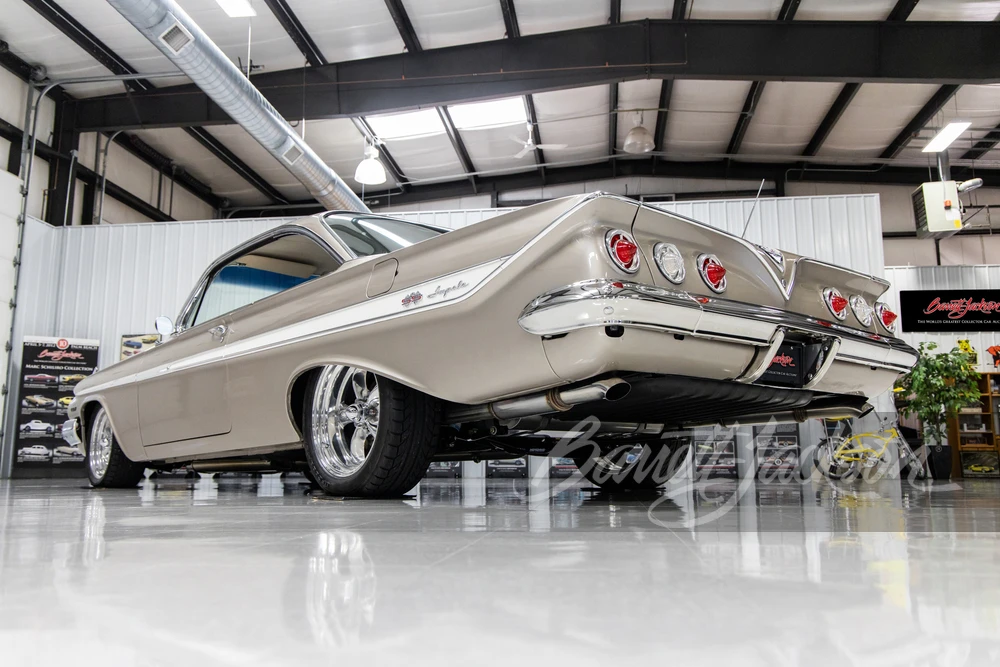 1961 Chevrolet Impala 3rd Gen - Image 25 of 31